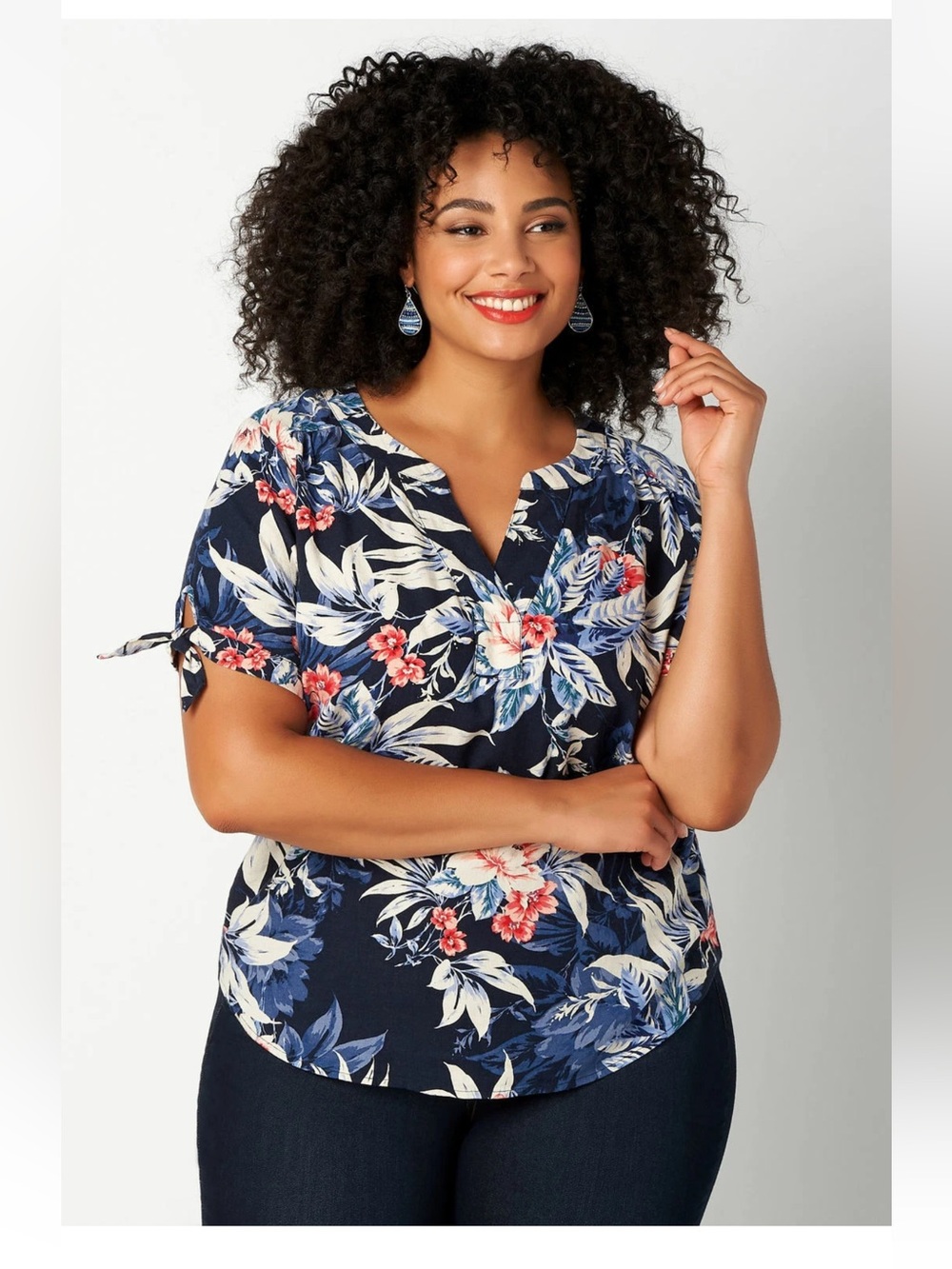 CJ Banks Botanical Print Linen Blend
Plus Size Blouse Navy Size 3X